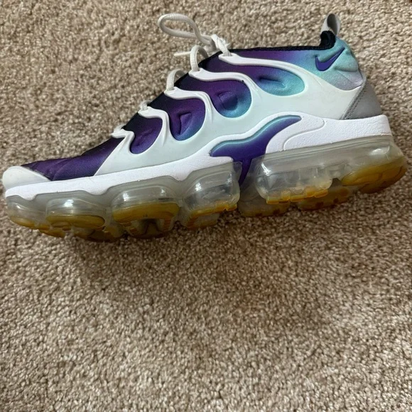 Nike VaporMax Plus - Picture 6 of 9